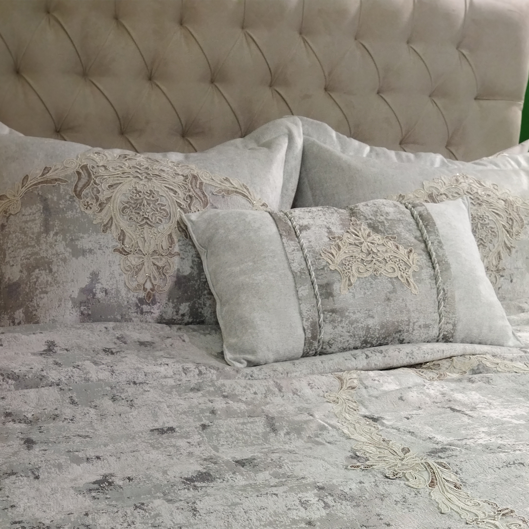 بالش طبی مناسب خواب به پهلو با ارتفاع متوسط